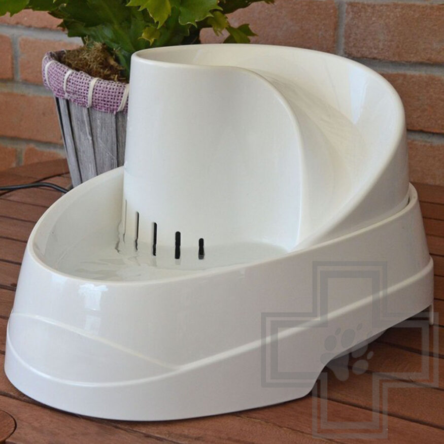 Ferplast Поилка-фонтан VEGA SANITIZED для кошек и мелких собак Ferplast Поилка-фонтан VEGA SANITIZED для кошек и мелких собак