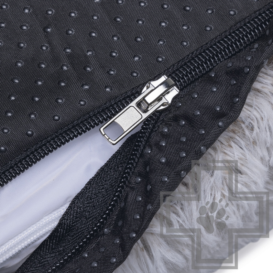 Beeztees Подушка плюшевая "SIBA" ортопедическая для собак